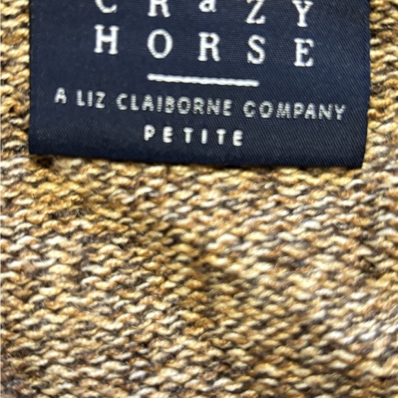 CRAZY HORSE - By Liz Claiborne Ladies Petite Sweater - Picture 2 of 4